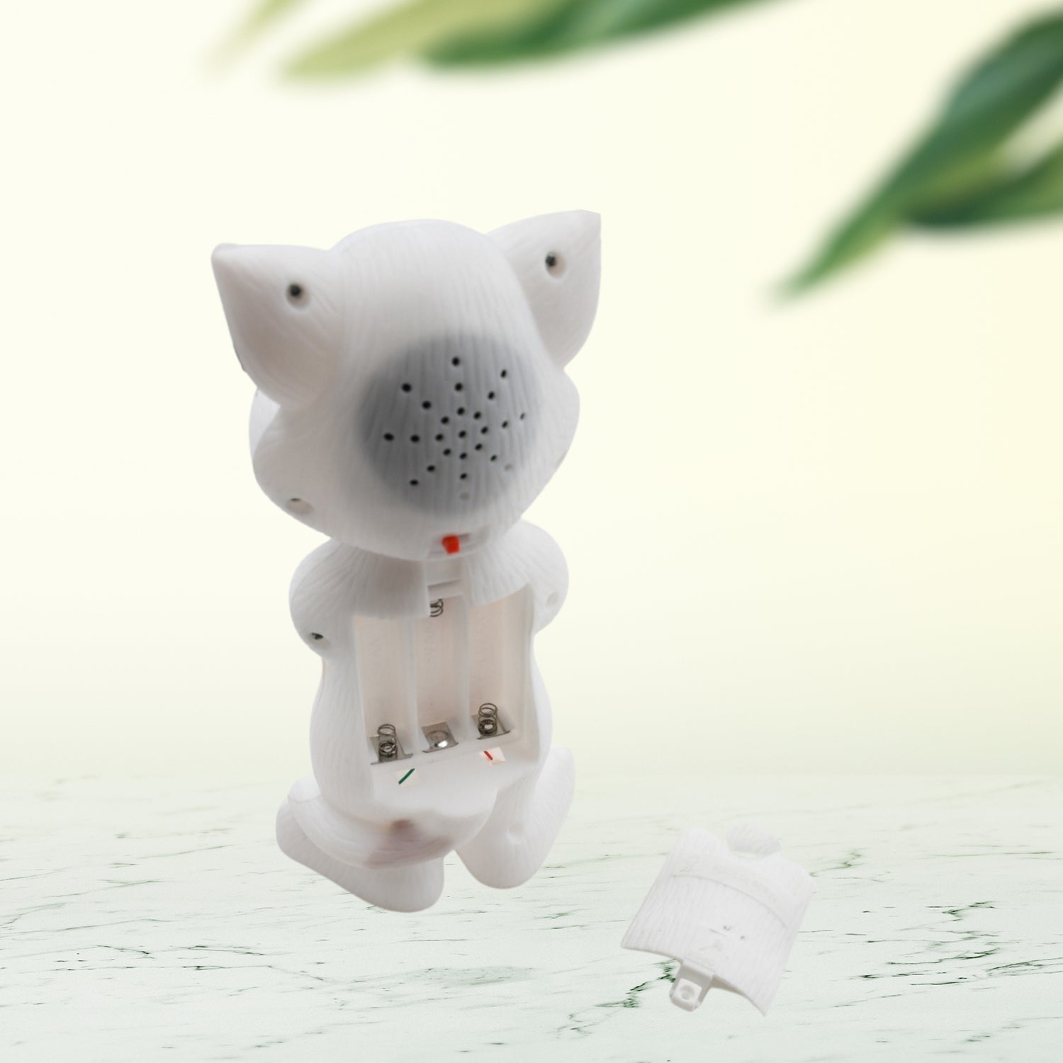 Tom Cat toy with mimicry feature Tom Cat toy with mimicry feature